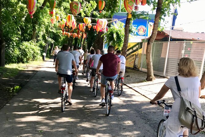 1-Day Bike Rental in Budapest - What happens at check-in: ID photo, deposit, and the private-group vibe