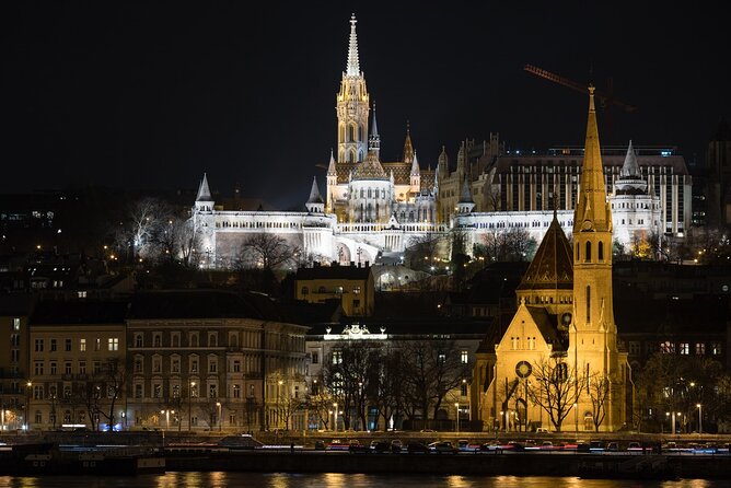 10PM Budapest Danube Cruise with Live Music & Food or Drinks - Why a 10PM Danube Cruise Makes Budapest Feel Special
