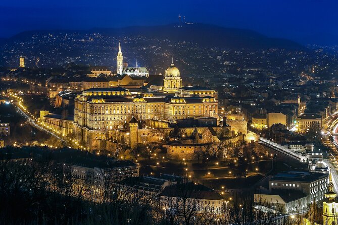 2-Hour Private Night Tour of Budapest - How the best guides turn a quick tour into useful planning