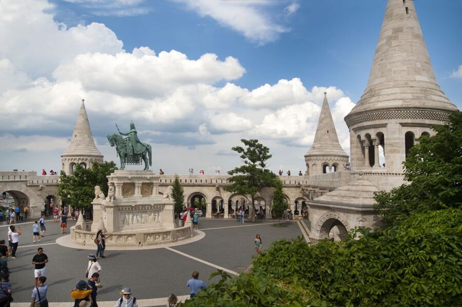 3-Hour Orientation Walking Tour of Buda and Pest - Crossing the Danube by public transport, not just photos