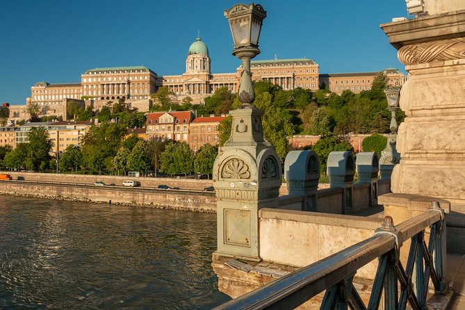 4 hours long private minivan tour in Budapest - Parliament Building, Szabadsag ter, and Heroes’ Square without the museum marathon