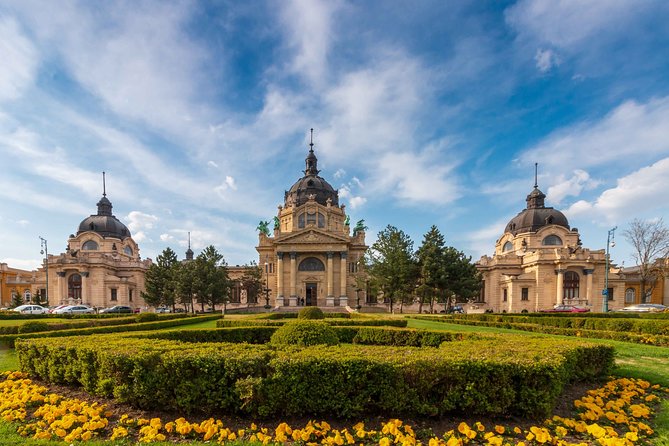4 hours long private walking tour in Budapest - City Park to Heroes’ Square: Széchenyi Baths, Vajdahunyad Castle, and the UNESCO monuments