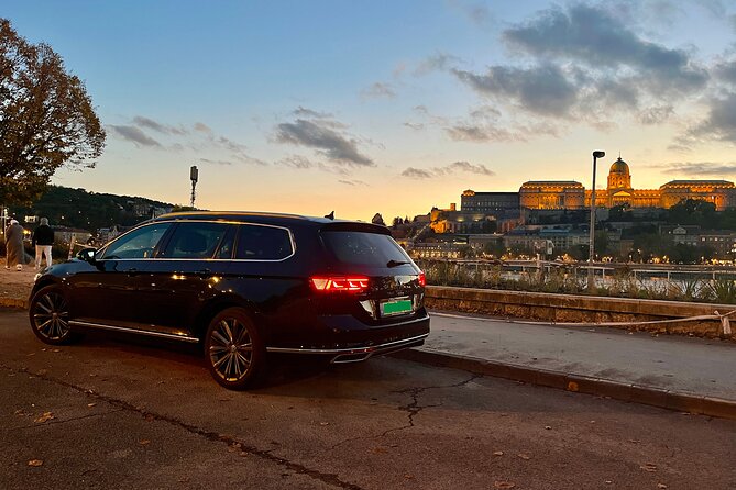 8-hour private Budapest city tour by car / minivan - Why an 8-hour private drive beats a self-guided day