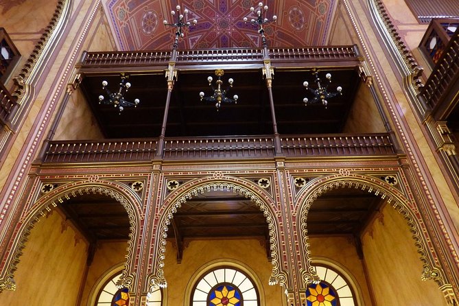 A Journey through Jewish Budapest - Private Walking Tour - Rumbach Street Synagogue and the Status Quo Ante Thread