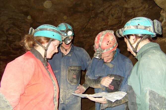Adventure Caving Experience in Budapest - The 2.5 to 3 hour adventure, paced for hands and knees