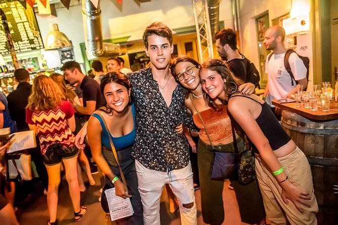 Bingo Bar Crawl - The group size and host style that shape your night