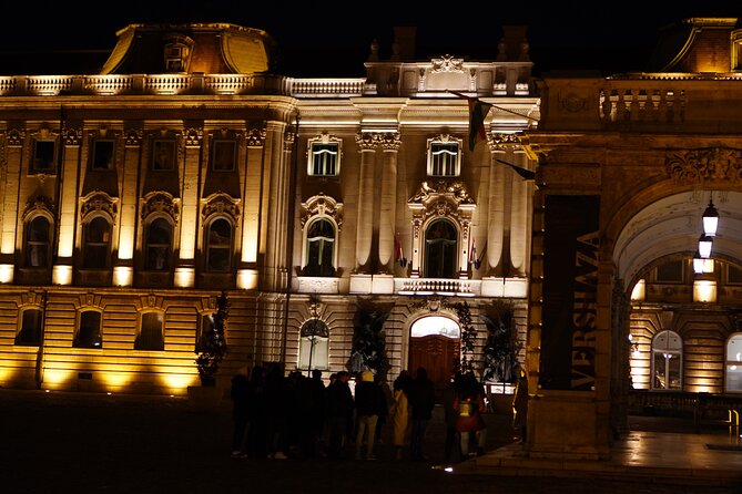 BloodThirsty Hungary - Castle District - Meet Up at Szentháromság tér and How the Tour Moves