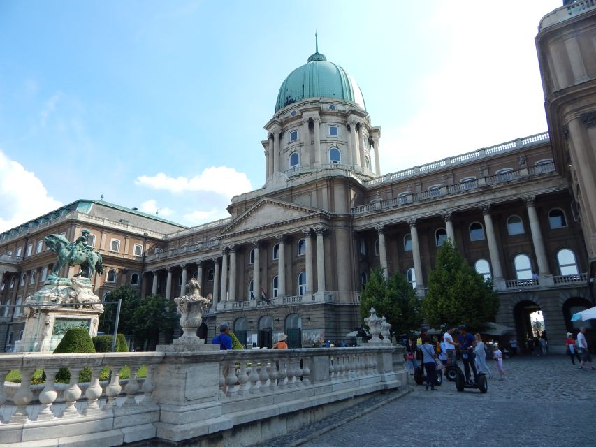 Buda Castle: Private Walking Tour - Price and Value: What $471 per Group Really Buys