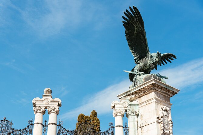 Buda Castle's Secrets with a Historian - Sándor Palace: seeing power in the streets outside the gates