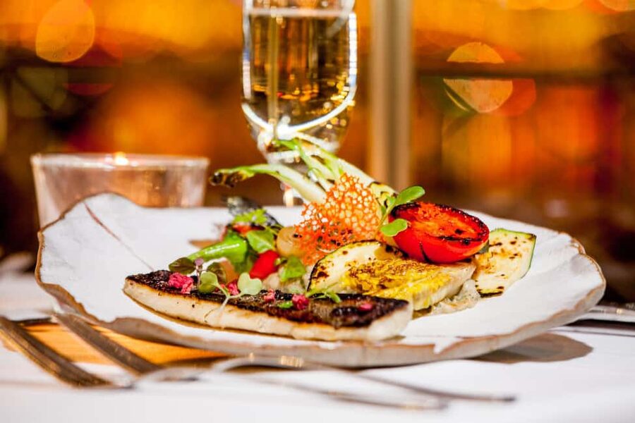 Budapest: 2-Course Dinner for 2 on a Boat Restaurant - Where This Boat Dinner Fits in a Budapest Night Plan