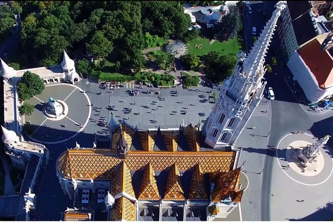 Budapest: 3-Hour Live-guided Bus Tour and 1-hour River Cruise - Parliament, the State Opera, and St. Stephen’s Basilica in One Tight Circuit