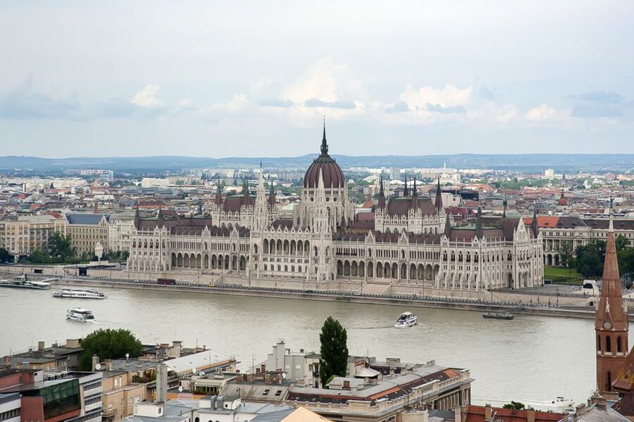 Budapest 3-Hour Walking Tour in Italian - Key highlights at a glance