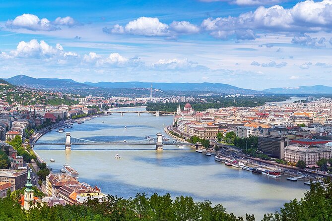 Budapest Audio Guide Cruise with Day, Sunset and Night Options - The Audio Guide System: Download It, Then Use Earphones