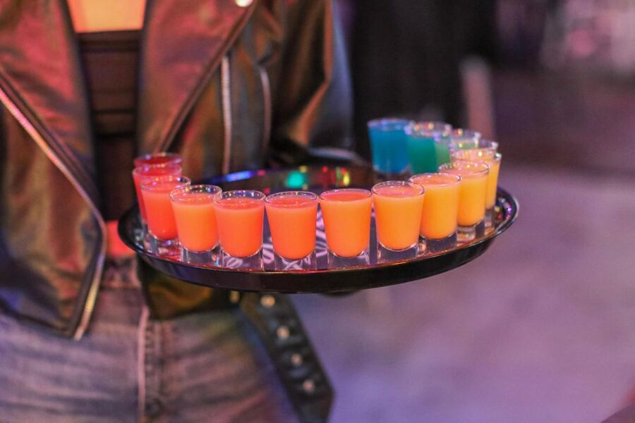 Budapest: Bar Crawl Tour with Local Drinks - What You Drink: Beer, fröccs, and Included Shots