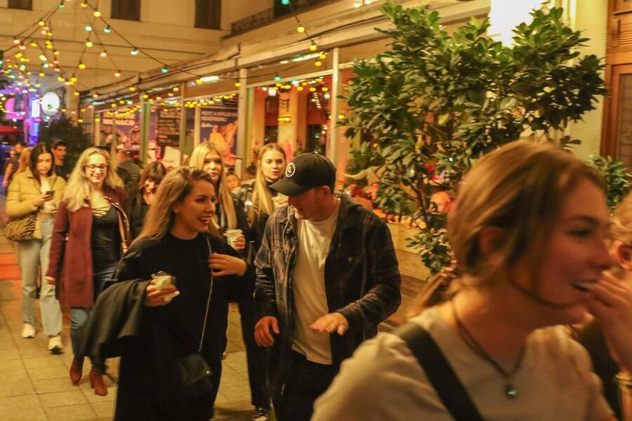 Budapest: Bar Crawl Tour with Local Drinks - Who This Tour Fits Best (And Who Might Want a Different Plan)
