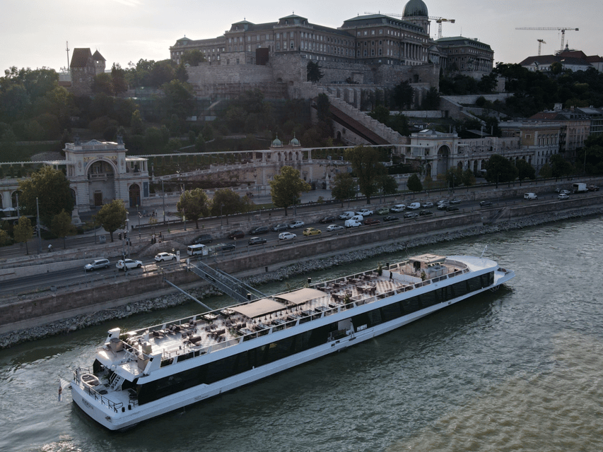Budapest: BBQ Dinner Cruise w/ Live Music & Unlimited Drinks - Who this cruise fits best, and who should skip it