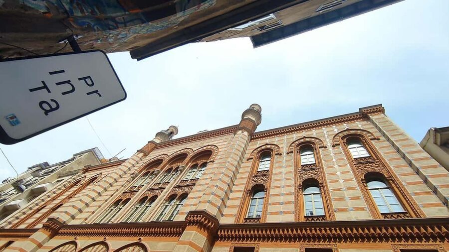 Budapest: Best of Downtown and Jewish Quarter Tour - Price and Value: What 23 Dollars Buys You