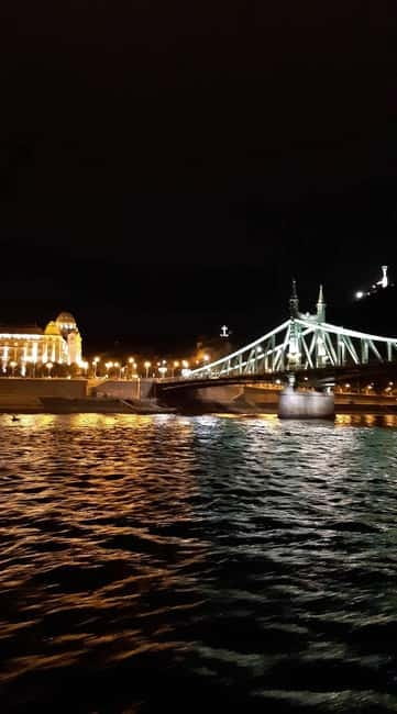 Budapest: Boat Cruise with Personal Guide and Drink - Practical tips before you go, so you do not lose time at the dock