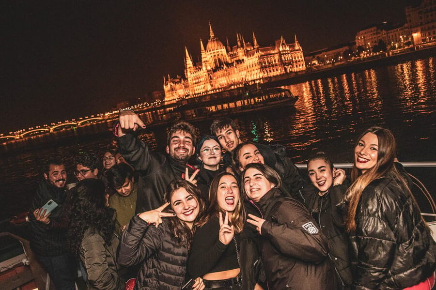 Budapest: Boat Party with option of Unlimited Drinks - A Danube Night Cruise With a Club After-Party Plan