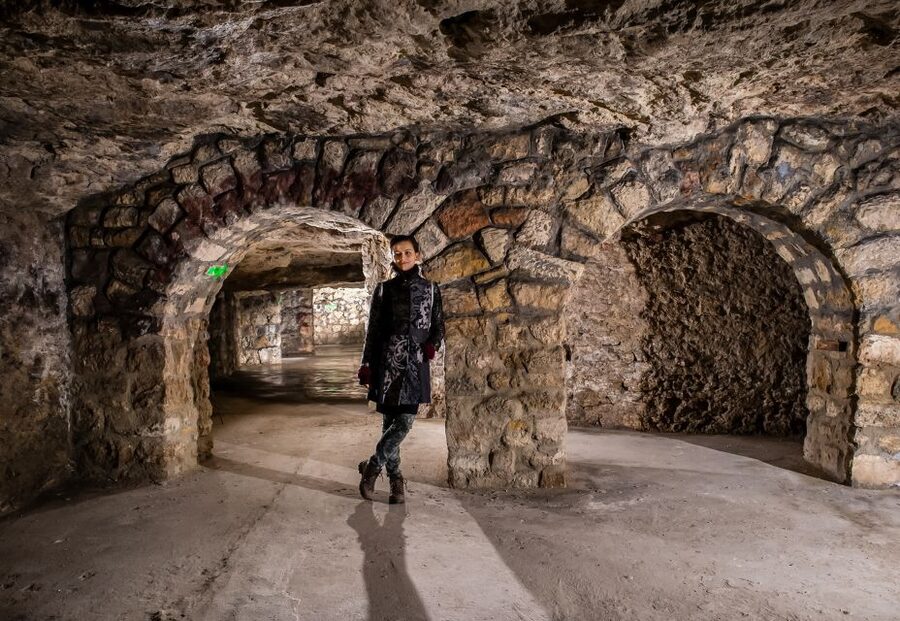Budapest: Buda Castle Cave Tour - Walking the limestone labyrinth, what the paved route is really like
