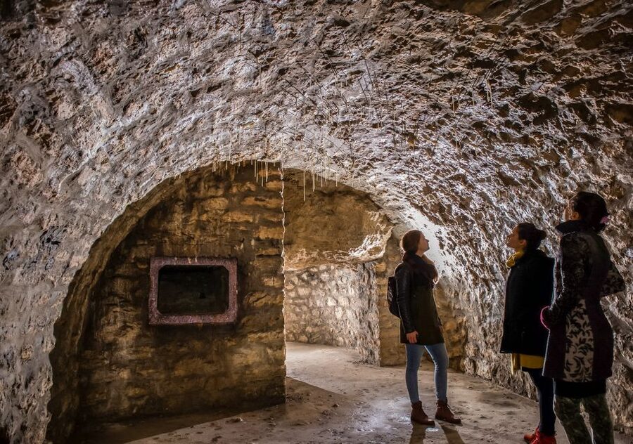 Budapest: Buda Castle Cave Tour - Comfort checklist for 12°C caves, muddy shoes, and no phone signal