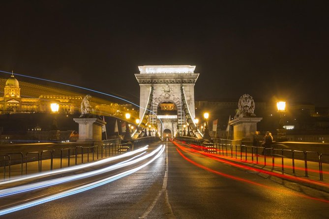 Budapest by night - private driving tour - How to get the most out of the night lighting, without overthinking it