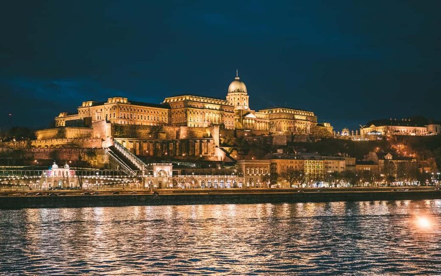 Budapest By Night Sightseeing Cruise - Price and Value: What You Get for Around $16