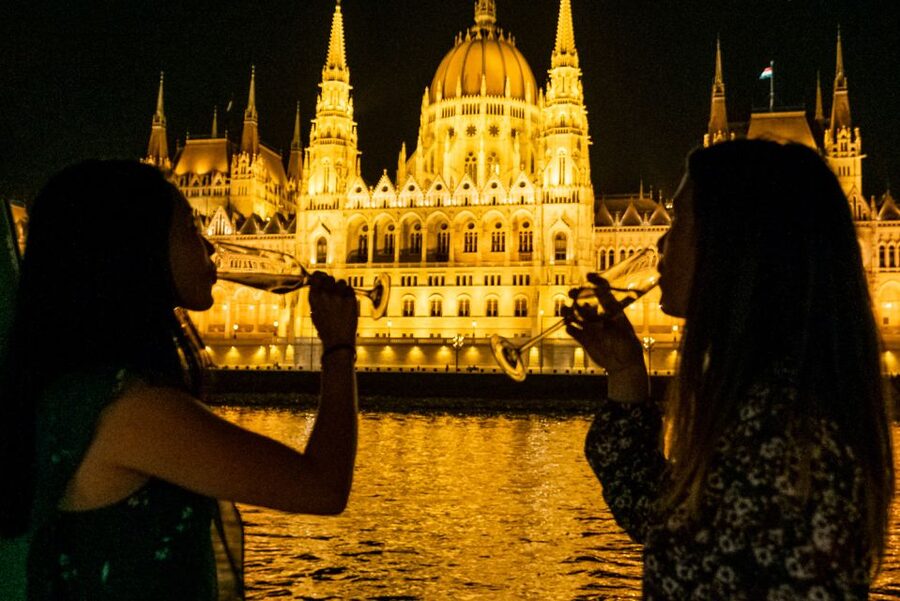 Budapest: Candlelit Dinner River Cruise with Live Music - What the 4-Course Dinner Really Means for Your Evening