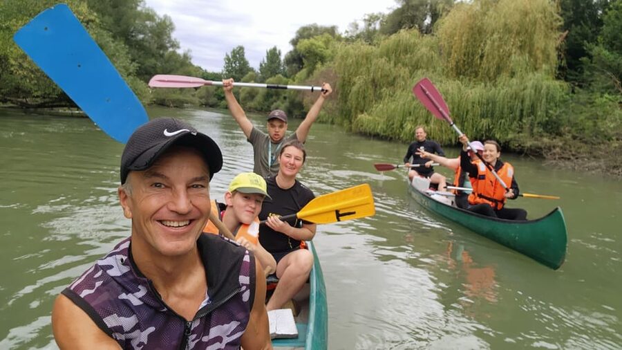 Budapest: Canoeing the Danube w or wo Sauna or Danube Beach - The 7-Hour Flow: Pickup, Canoe Time, and Leányfalu