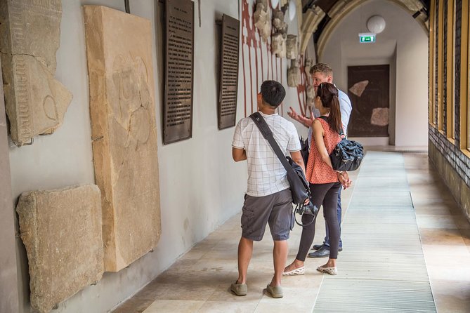 Budapest Castle Walk - National Széchényi Library: why the rebuilding story matters