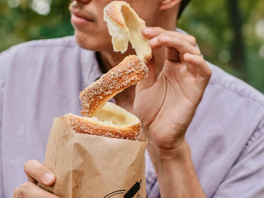 Budapest: Chimney Cake Workshop in City Park - City Park setting: baking Kürtőskalács with the Zoo and castles nearby