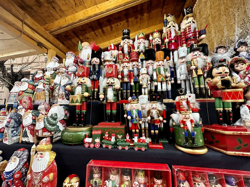Budapest: Christmas Market Guided Walking Tour with Tastings - Practical Tips for Making the Most of Your Market Walk