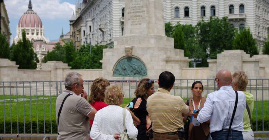 Budapest: City Center Walking Tour - Marcius 15 Square and the Great Blessed Lady Cathedral Stop
