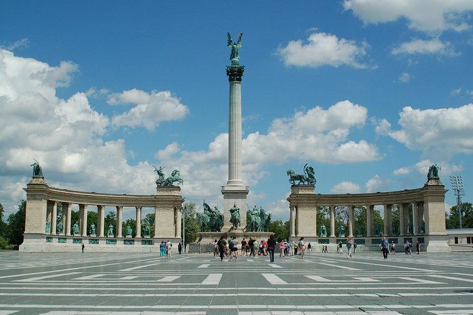 Budapest City Sightseeing Half-Day Tour - Heroes Square Photo Stop and the City Park Pass-By