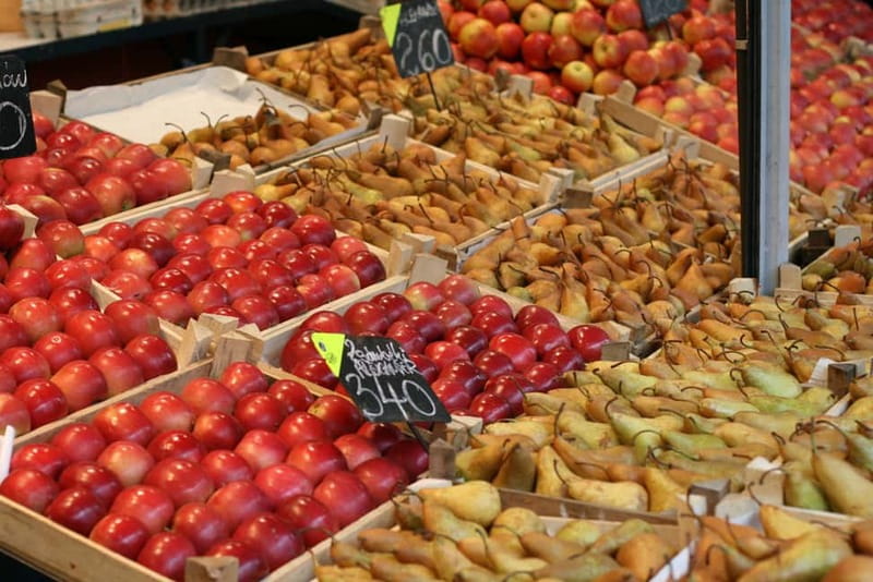 Budapest Culinary & Wine Walk—Budapest’s Signature Food Tour - The Practicalities That Matter, Meeting Point and Getting There
