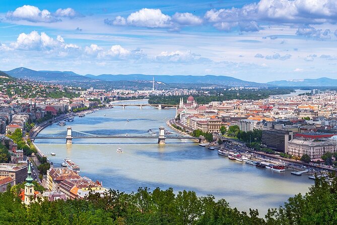Budapest Danube 1 Hour Sunset or Night Cruise with Audio Guide - Quick hits