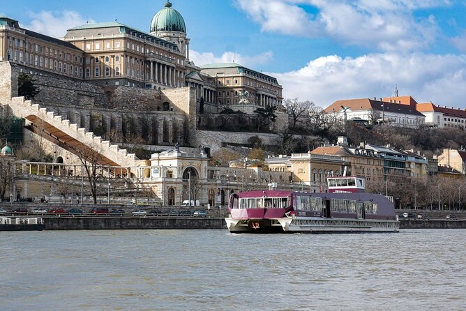 Budapest Danube 1 Hour Sunset or Night Cruise with Audio Guide - Elisabeth Bridge to Gellert Hill: A Viewpoint You Can Spot Fast