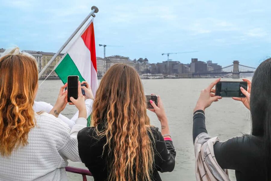 Budapest: Danube River Sightseeing Cruise with Audio Guide - Should you book this Danube River sightseeing cruise?