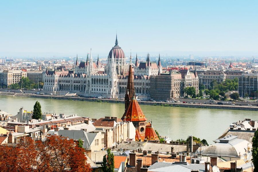 Budapest: Daytime Sightseeing Boat Cruise - Getting on board at Dock 7 and finding your seat fast