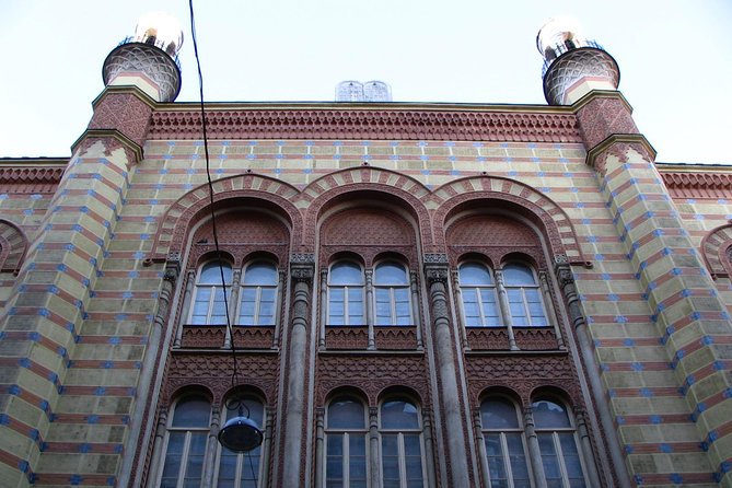 Budapest Dohany, Heroes', Rumbach synagogues & Jewish Ghetto Tour - Rumbach Street Synagogue: Otto Wagner’s Moorish masterpiece you might miss on your own