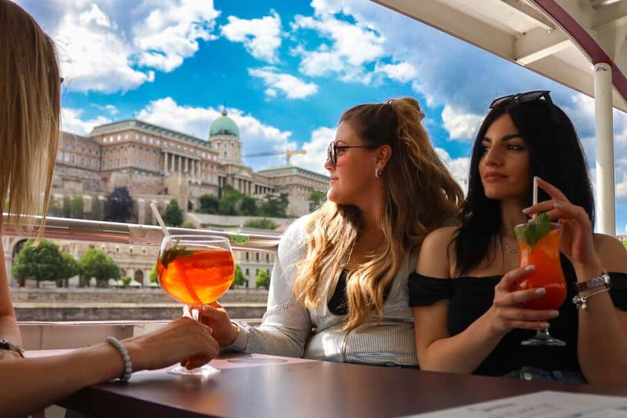 Budapest: Downtown Budapest Cocktail Cruise - Price and What You Actually Get for $36