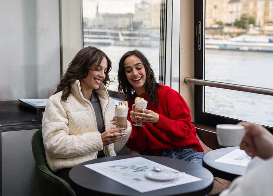 Budapest: Downtown Budapest Unlimited Booze Cruise - Key takeaways before you board