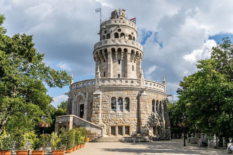 Budapest: Elisabeth Tower Visit by Chairlift & Transport - Normafa National Park Stories: The Guide Makes the View Meaningful