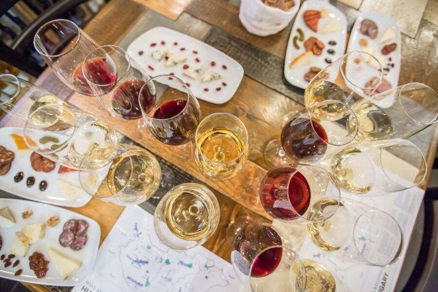 Budapest: Essentials of Hungarian Wine Tasting Class - Where to Meet Near the National Museum, and Why It Helps
