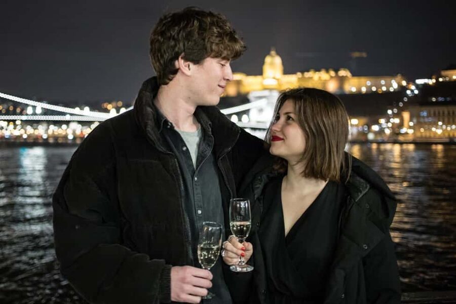 Budapest: Evening Cruise including Drinks and Live Music - Key Highlights Worth Your Time