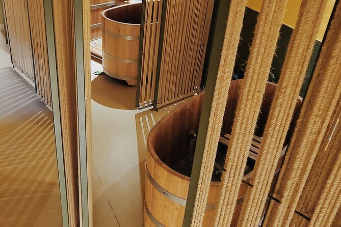 Budapest Exclusive Thermal Spa LUKACS LUXURIOUS PRIVATE BEER BATH - Unlimited Draft Beer: Fun, Portion Control, and the Mood Factor