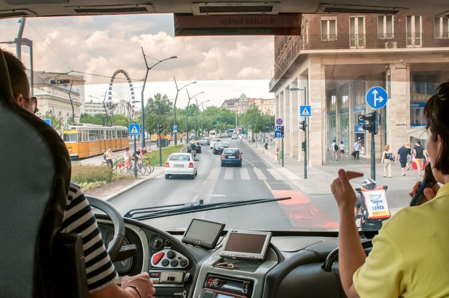 Budapest: Floating Bus Tour by Land and Water - Meeting at Széchenyi István Square, Then Getting Seated