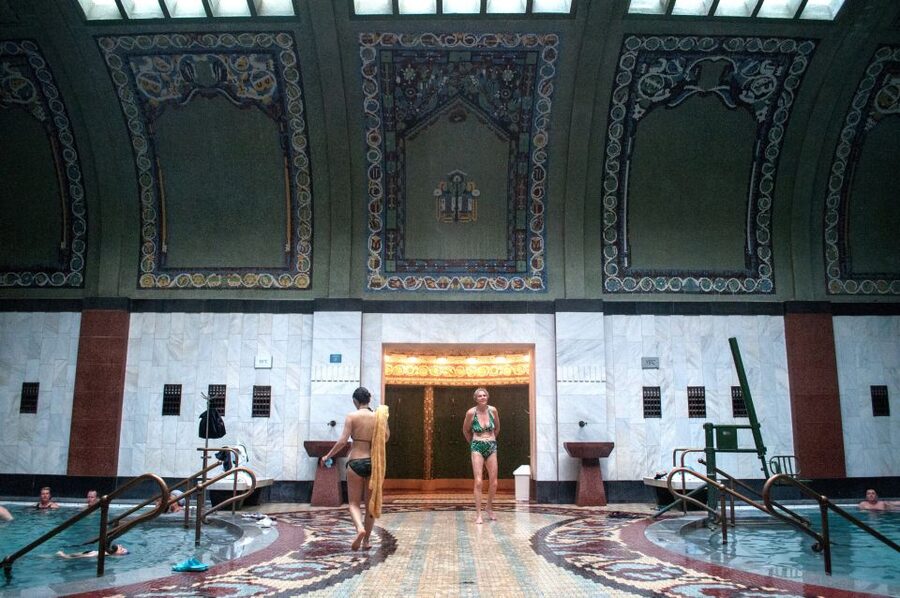 Budapest: Full-Day Gellért Spa Ticket - Getting There on the Buda Side and Pairing It With Central Budapest