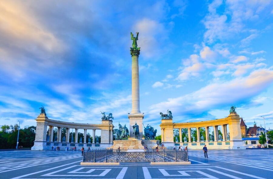 Budapest Full-Day Private Guide Services - Price and value: what $589 per group really means