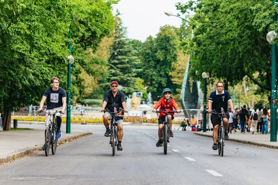 Budapest: Grand Sightseeing Bike Tour - Key highlights at a glance